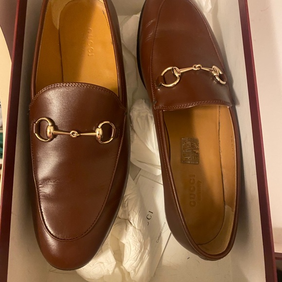 Gucci women’s Jordaan Sweet  Chestnut Leather Slip-On Loafers - Picture 2 of 10